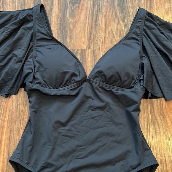 NWOT Bleu Rod Beattie Ruffle Me Up - Picture 5 of 16